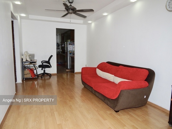 Yishun Street 21 thumbnail photo